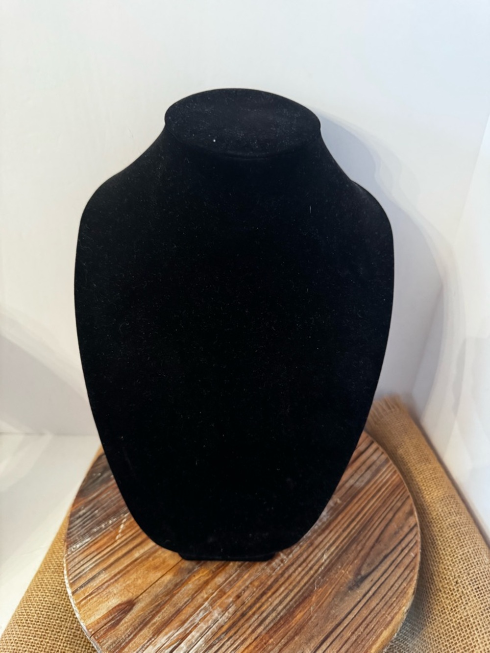 6 Jewelry Displays; 1 Black Velvet Necklace and 2 Bracelet Stands, 3 Flat Board - Picture 2 of 11